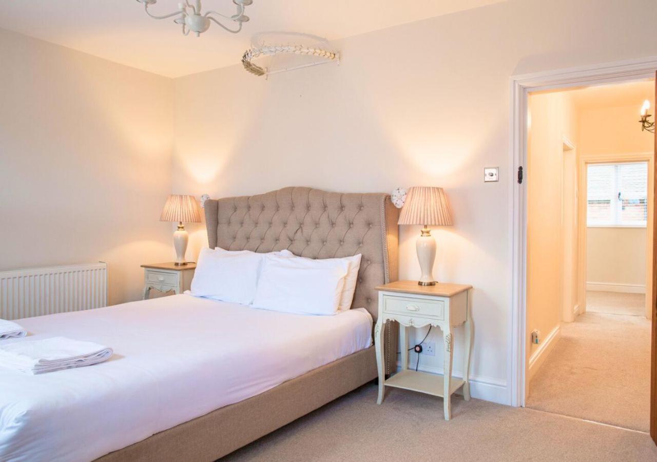 Villa Charming 2 Bed House In Tewkesbury Centre Exterior foto